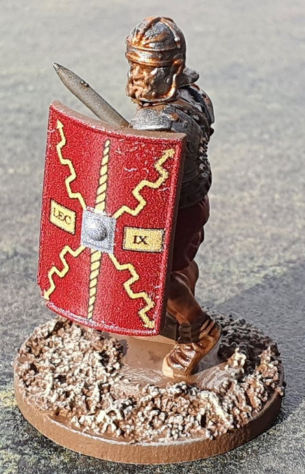 Roman Scutum Legion IX Red Shields